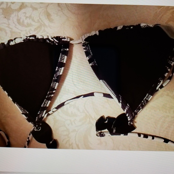 Victoria's Secret Sexy 2 Pc String Bikini XS New - Picture 3 of 6